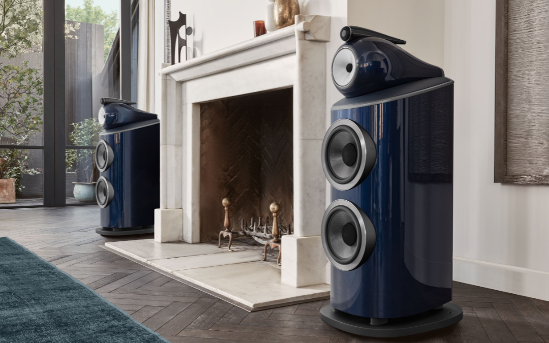 Luxury Redefined: Introducing the BOWERS & WILKINS 800 SERIES Midnight Blue Metallic Finish