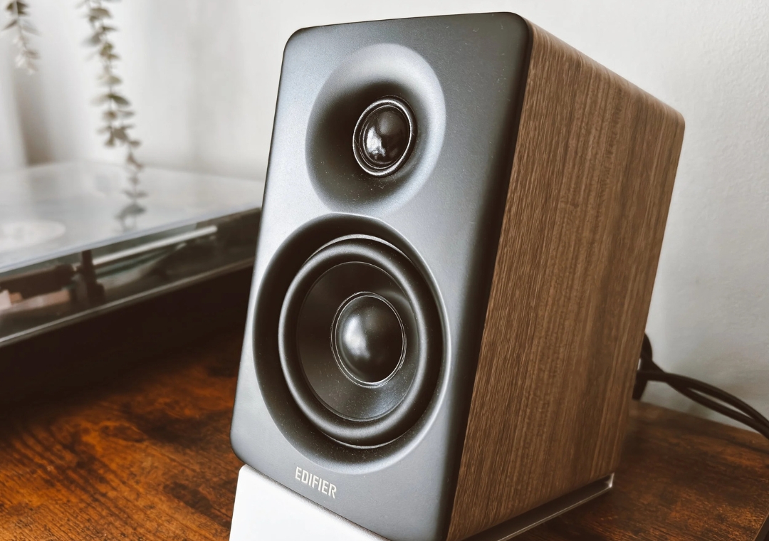 Edifier M60 Tabletop Wired & Portable Bluetooth Speaker: The Complete Guide 1 Edifier M60 Oak