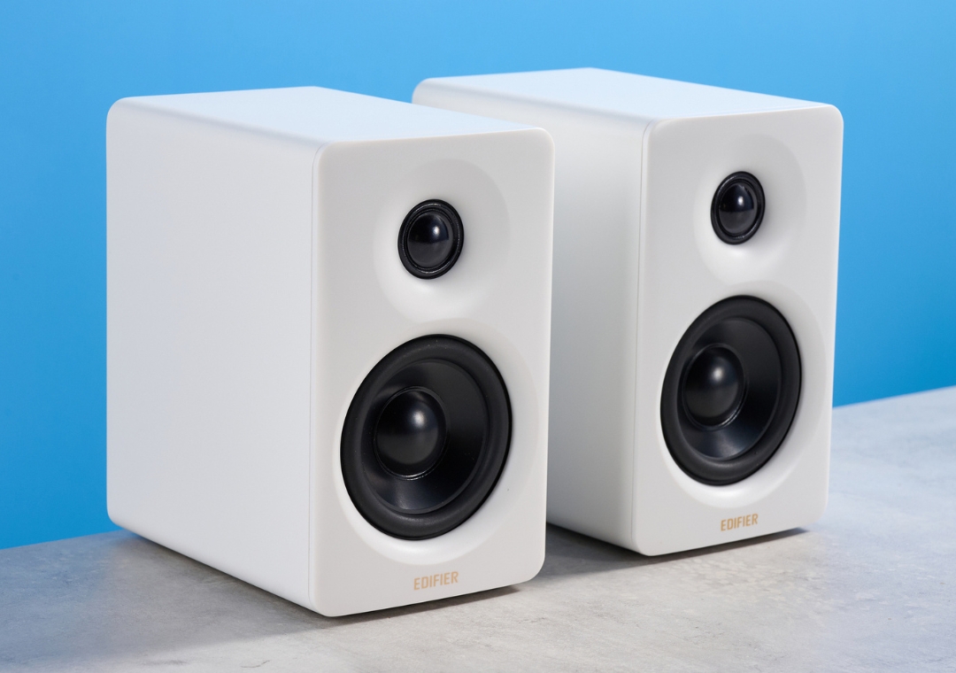Edifier M60 Tabletop Wired & Portable Bluetooth Speaker: The Complete Guide 3 Edifier M60 White Front