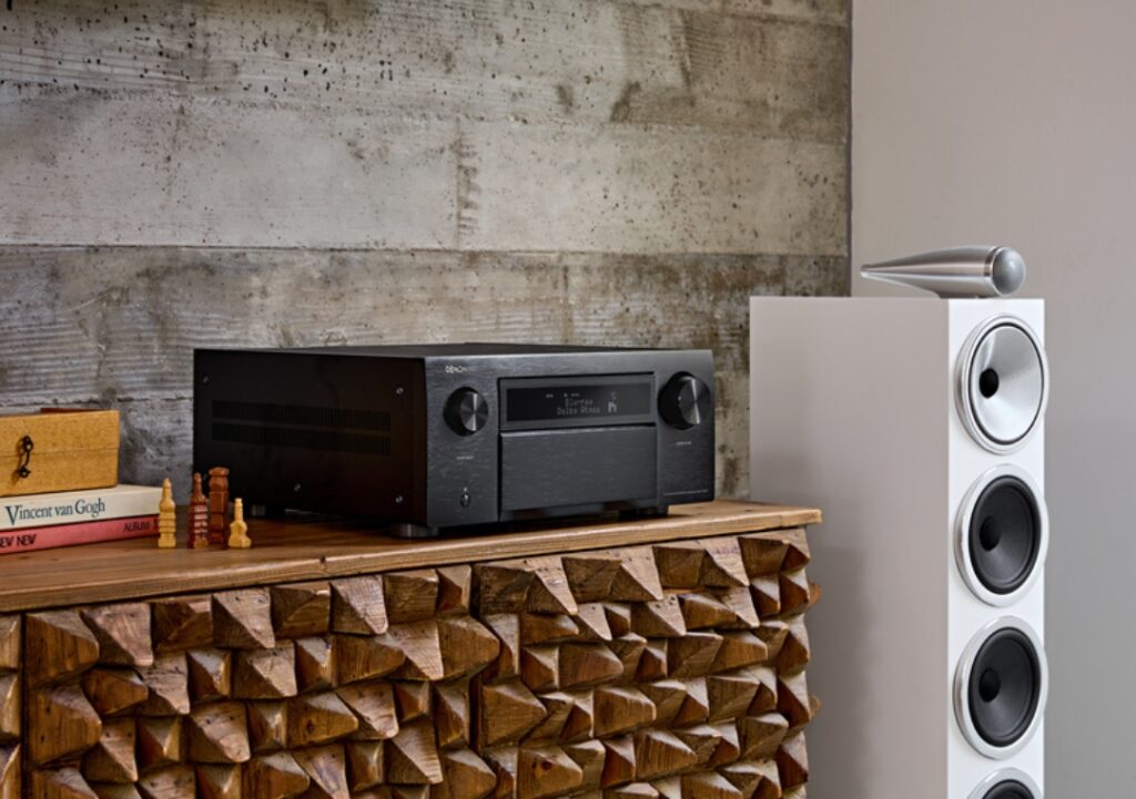 The Denon AVC-A10H: One Amplifier, Every Kind of Listening 1 Denon AVC-A10H Side