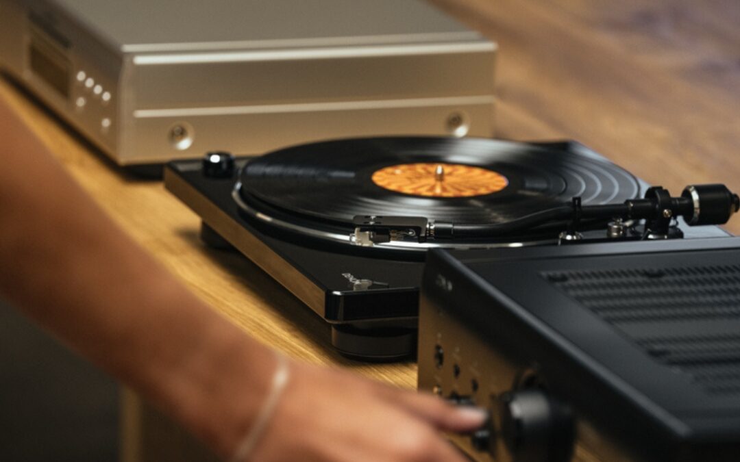 Buying Your First Turntable? Here’s Why the Denon DP400 is the right choice