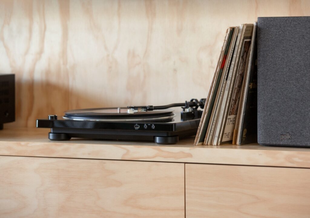 Denon DP450USB Bookshelf
