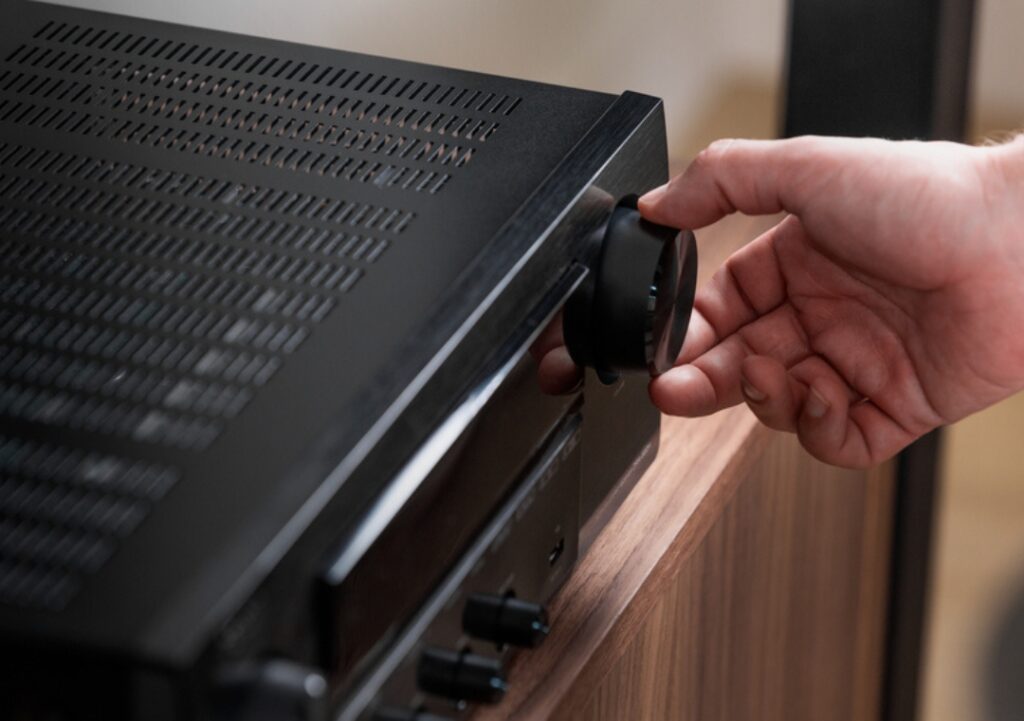Denon DRA-900H Close up